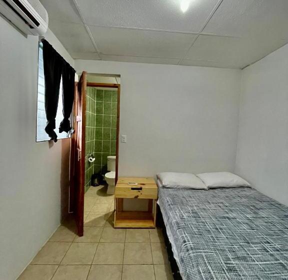 豪华房间, Hostal Namborus