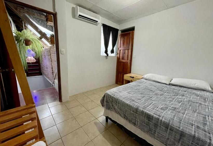 豪华房间, Hostal Namborus