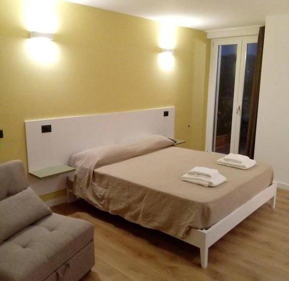 带露台的标准房间, B&b Il Giardino Di Circe   Filadelfia