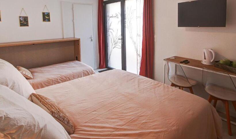 标准三人间, Chambres D Hôtes Du Val D Asson