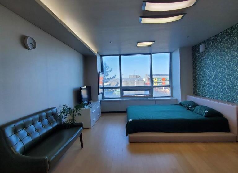 חדר סטודיו סטנדרד, Cozy Bright Studio