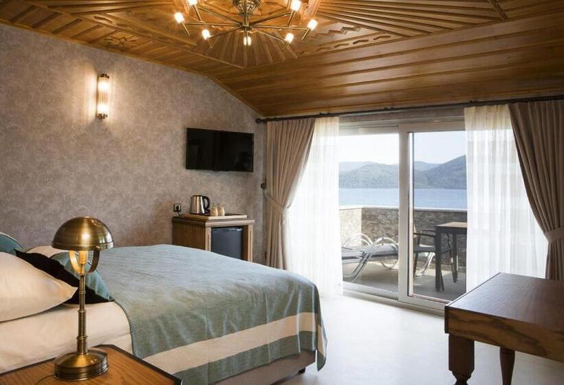 Номер Deluxe Вид на Море, Göktürk Otel