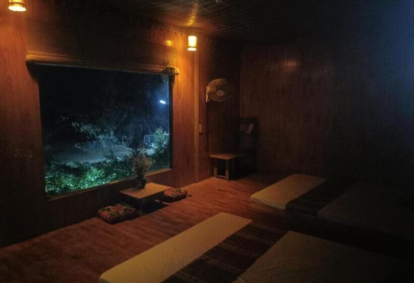 اتاق استاندارد چهار تخته, Blue Home