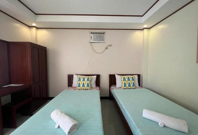 标准间, Dinah S Tourist Inn