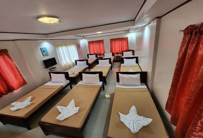 اتاق خانوادگی, Dinah S Tourist Inn