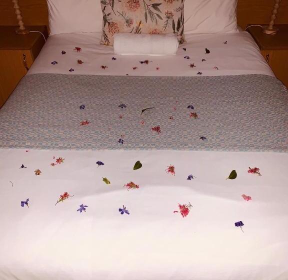 غرفة ديلوكس, Khutsong Lodge