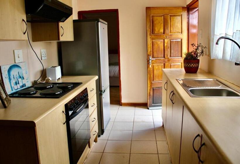 شاليه غرفة نوم واحدة, Khutsong Lodge