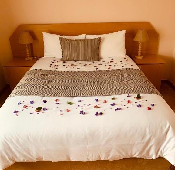 شاليه غرفة نوم واحدة, Khutsong Lodge