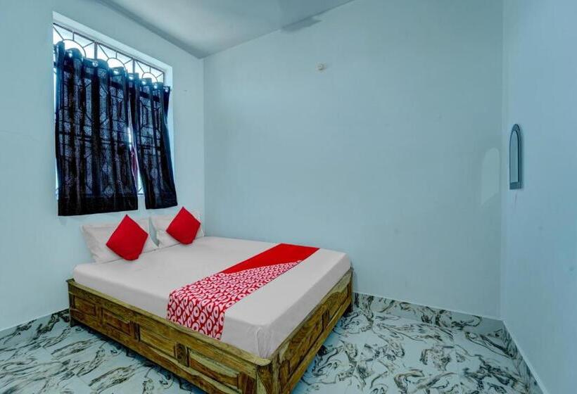 חדר קלאסי לשלושה, Oyo Flagship Your Room & Guest House