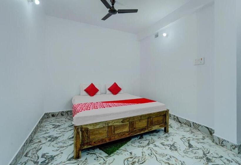 חדר קלאסי לשלושה, Oyo Flagship Your Room & Guest House