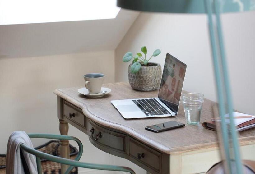 غرفة قياسية, The Harper