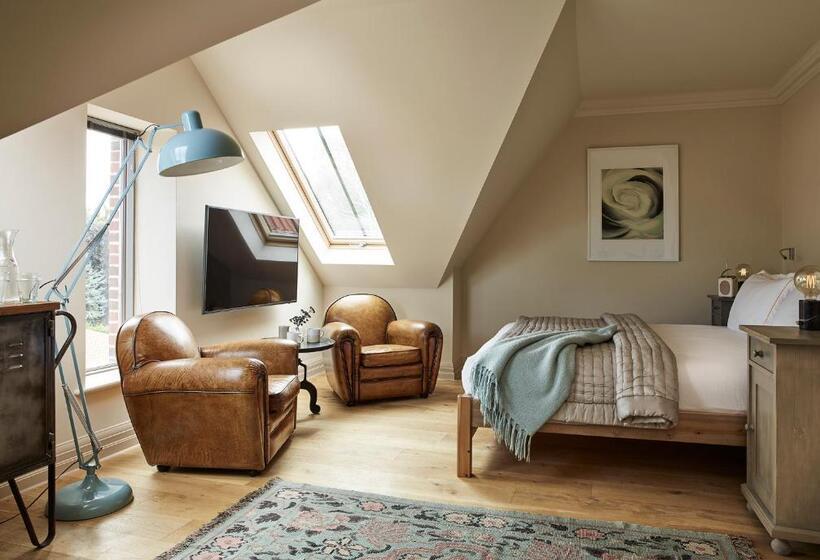 Номер Стандарт, The Harper