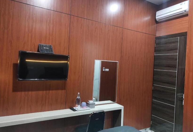 Quarto Estandar, V Quin