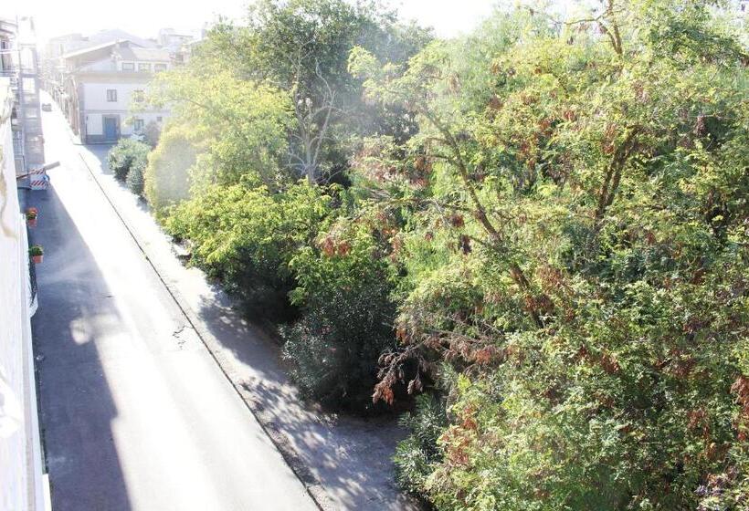 标准间, Camera A Grammichele