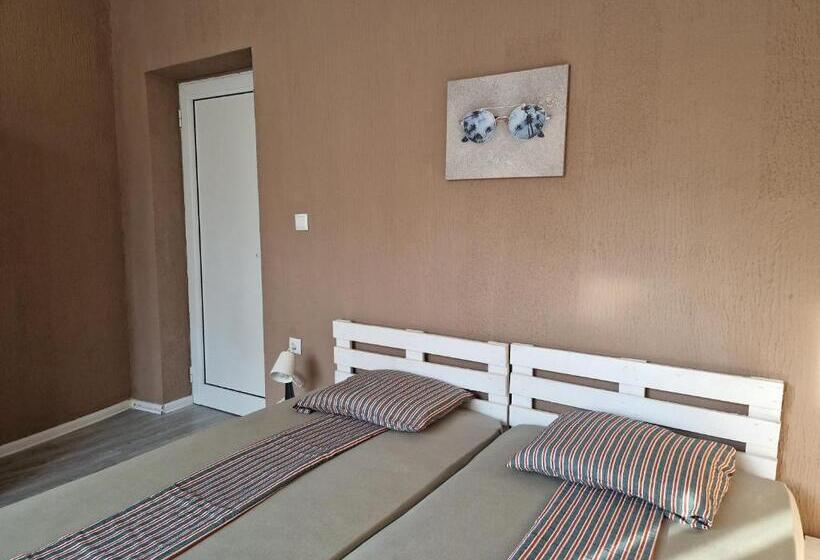 Pokój Standard Widok Ogród, Lambo S Corner