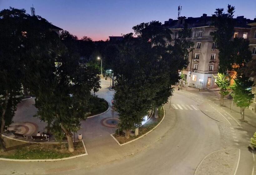 חדר דלוקס עם מרפסת, Lambo S Corner