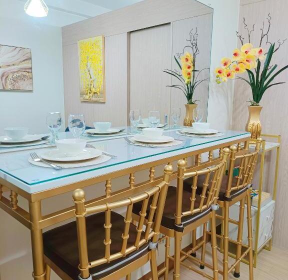 آپارتمان 1 خوابه, Trees