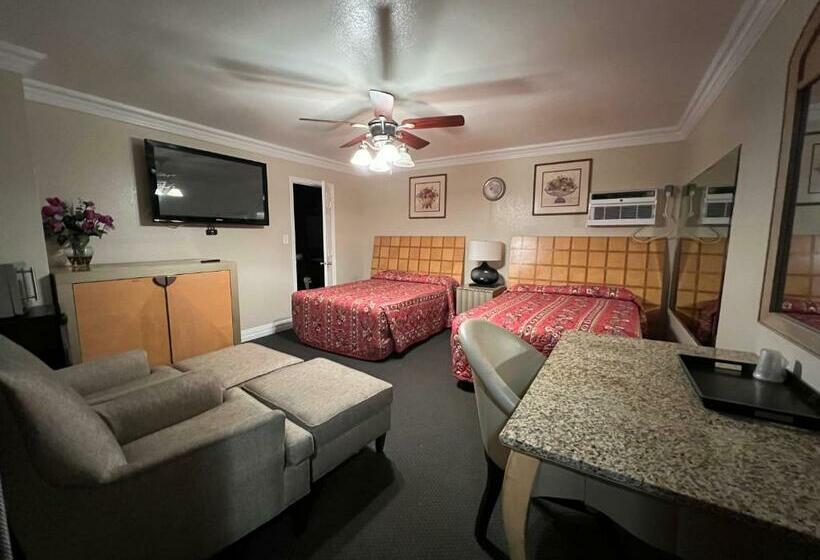 Номер Стандарт 2 Двуспальные Кровати, Flamingo Motel Oxnard