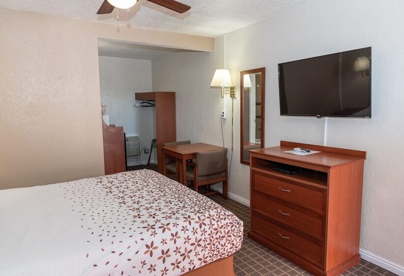 Номер Deluxe, Esquire Inn