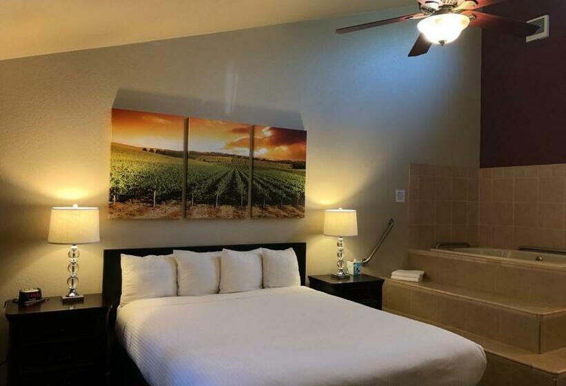 キングサイズベッドのスタンダードルーム, Golden Haven Hot Springs