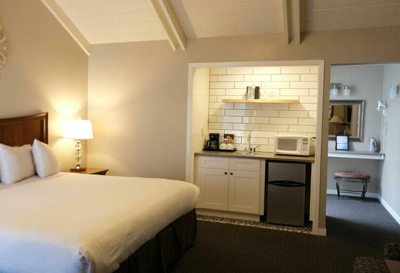 キングサイズベッドのスタンダードルーム, Golden Haven Hot Springs