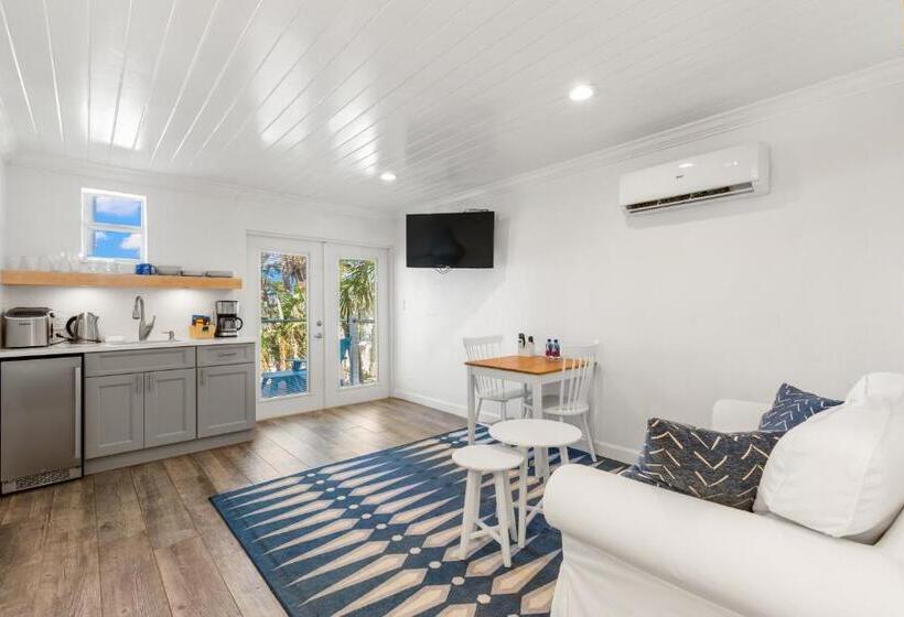 豪华工作室, Inn On The Beach