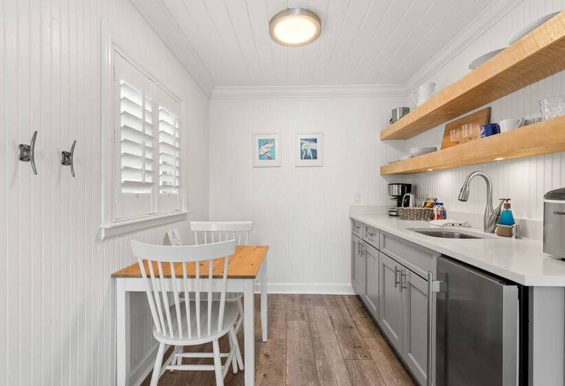 豪华工作室, Inn On The Beach