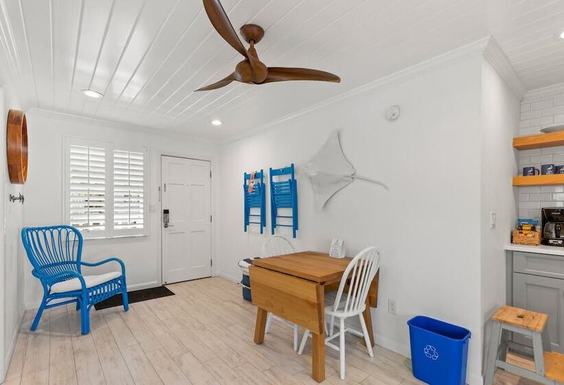 套房, Inn On The Beach