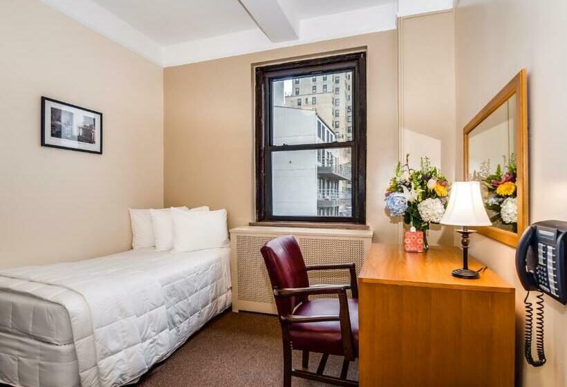 اتاق استاندارد یک نفره, Leo House