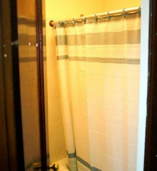 اتاق استاندارد, Leo House