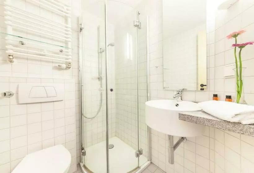 ベーシックトリプルルーム, Garner Hotel Kiel - Akademie