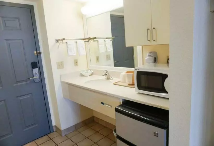 اتاق استاندارد با تخت بزرگ, Oceanview Lodge   Saint Augustine