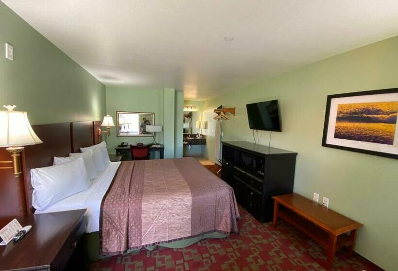 キングサイズベッドのデラックスルーム, Rancho California Inn Temecula