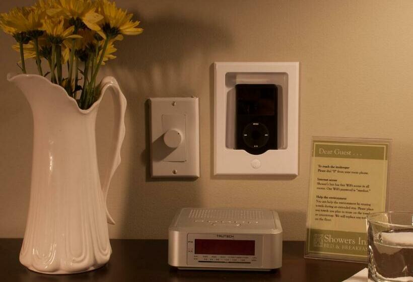 디럭스 룸, Showers Inn