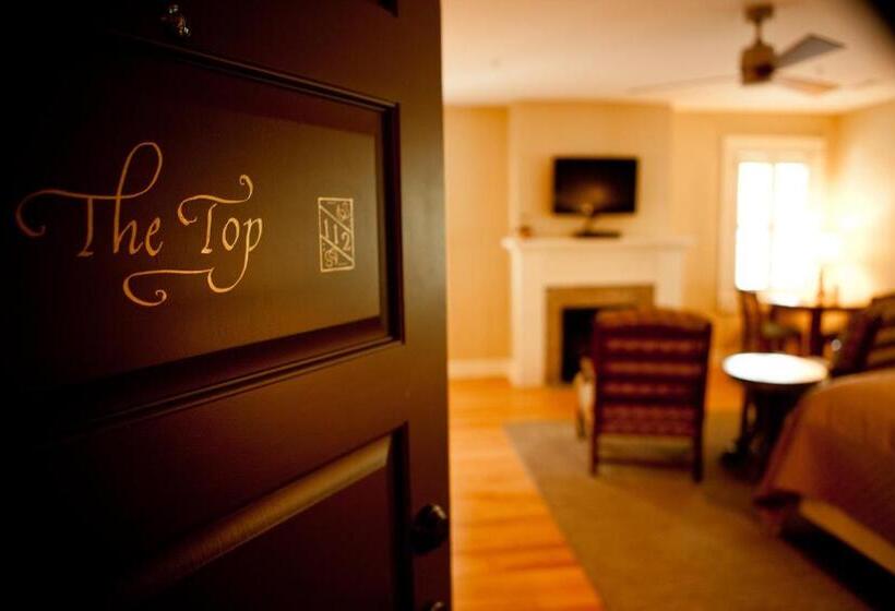 스탠다드 룸 킹사이즈 침대, Showers Inn