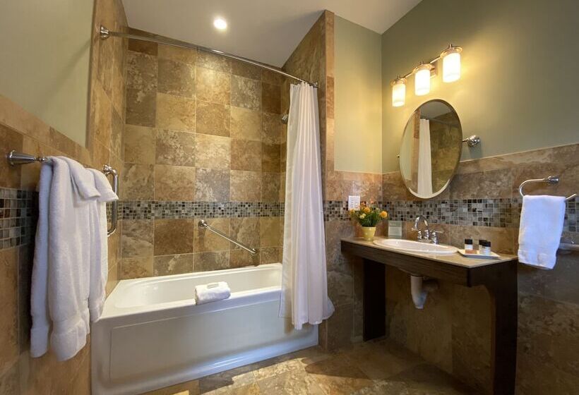 Camera Standard Letto Matrimoniale, Showers Inn