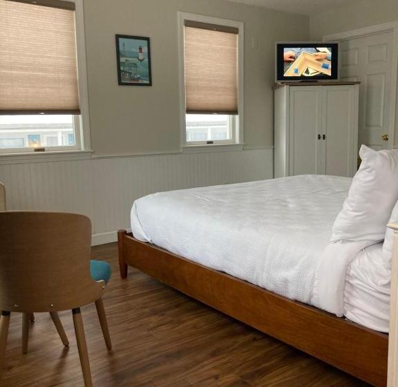 اتاق استاندارد با تخت بزرگ, The Bradford