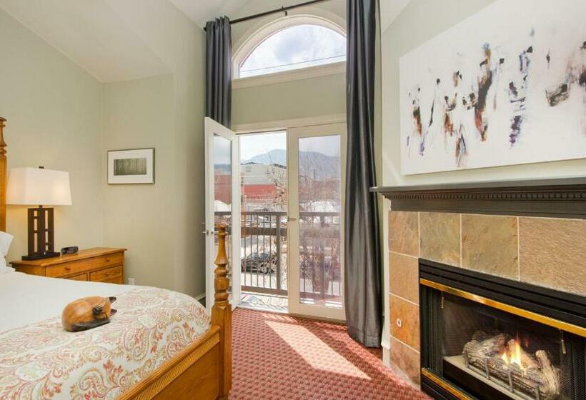 غرفة ديلوكس سرير كينج, The Bradley Boulder Inn