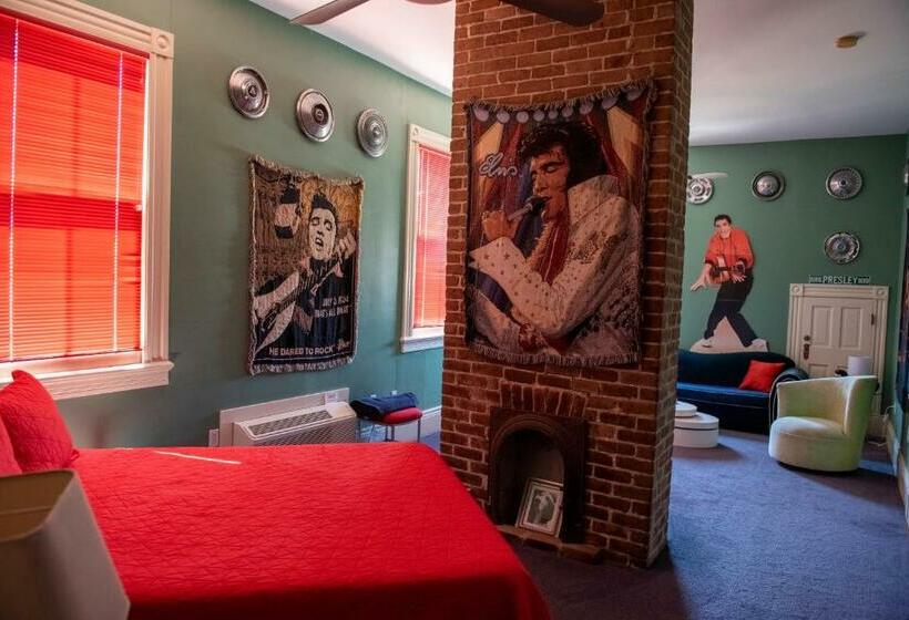 Suite, The Lookout Inn