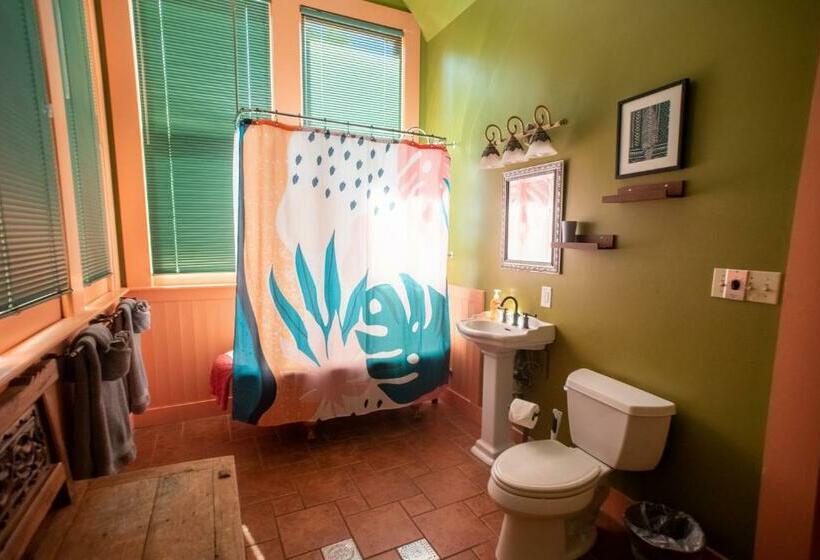 Suite Deluxe, The Lookout Inn