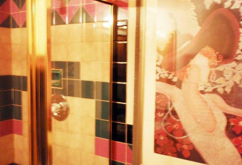 Номер Стандарт, Touchstone Inn