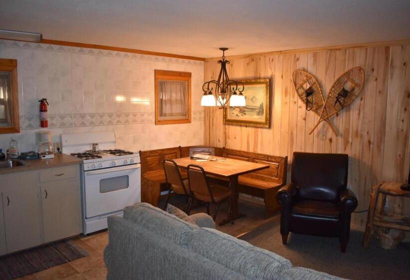 Хижина, Ute Bluff Lodge, Cabins & Rv Park