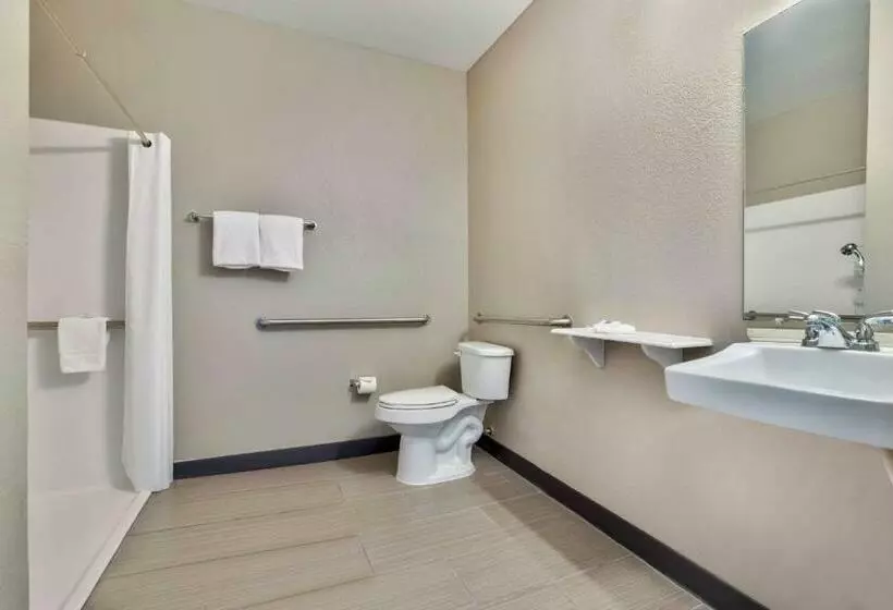 キングサイズベッドのスタンダードルーム, Motel 6 Norman, Ok