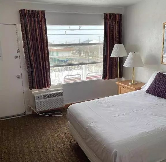 スーペリアスタジオ, Pink Champagne Motel