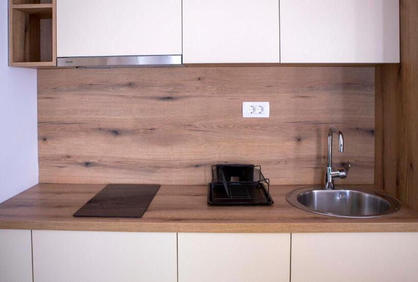 آپارتمان 1 خوابه, Apart Hotel Gondola Kolasin