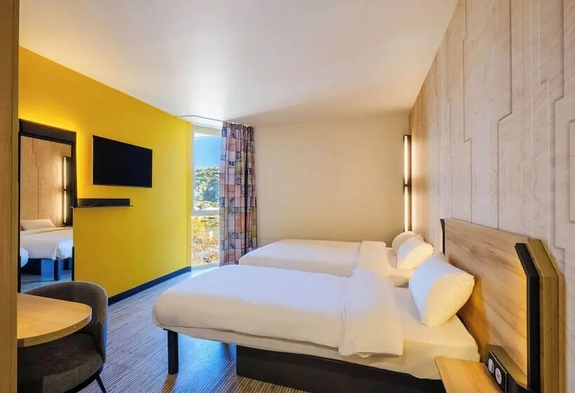 Standard Kolmen Hengen Huone, B&b Hotel Nice Stade Riviera 3 étoiles