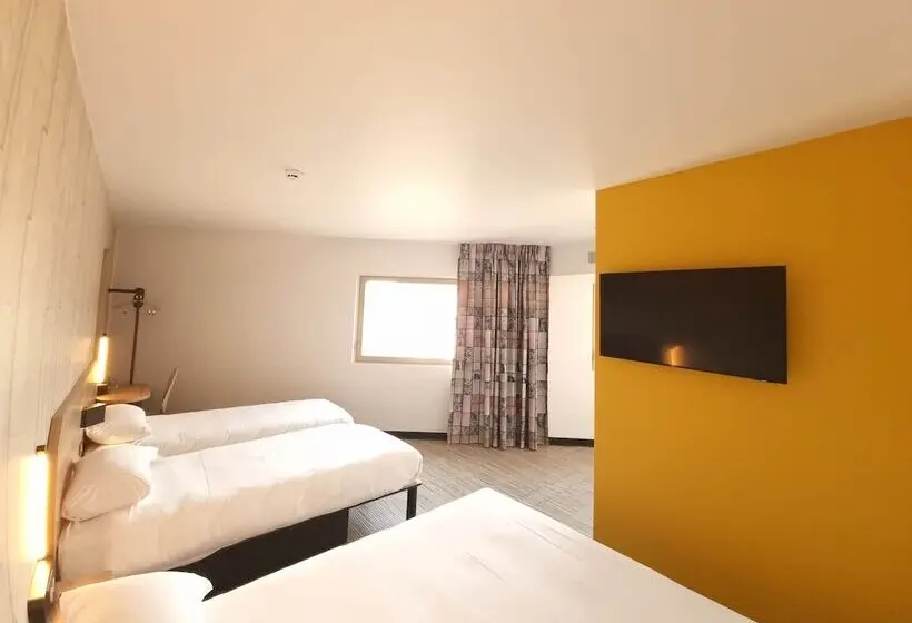 Standard Neljän Hengen Huone, B&b Hotel Nice Stade Riviera 3 étoiles