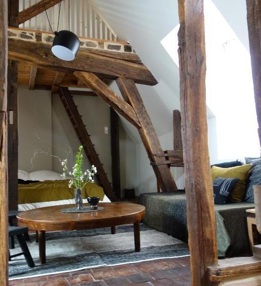 Семейный Номер, La Maison Haute