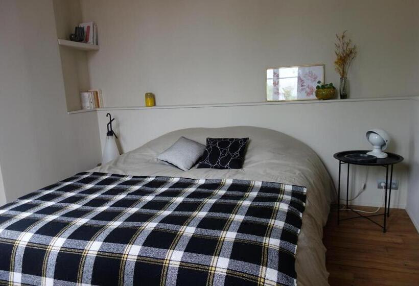 Номер Стандарт, La Maison Haute