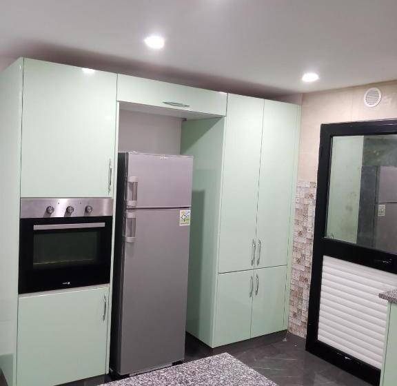 带2个卧室的公寓, Dar Nejib Apparts S1 S2 S3 Et Villa S4 Family